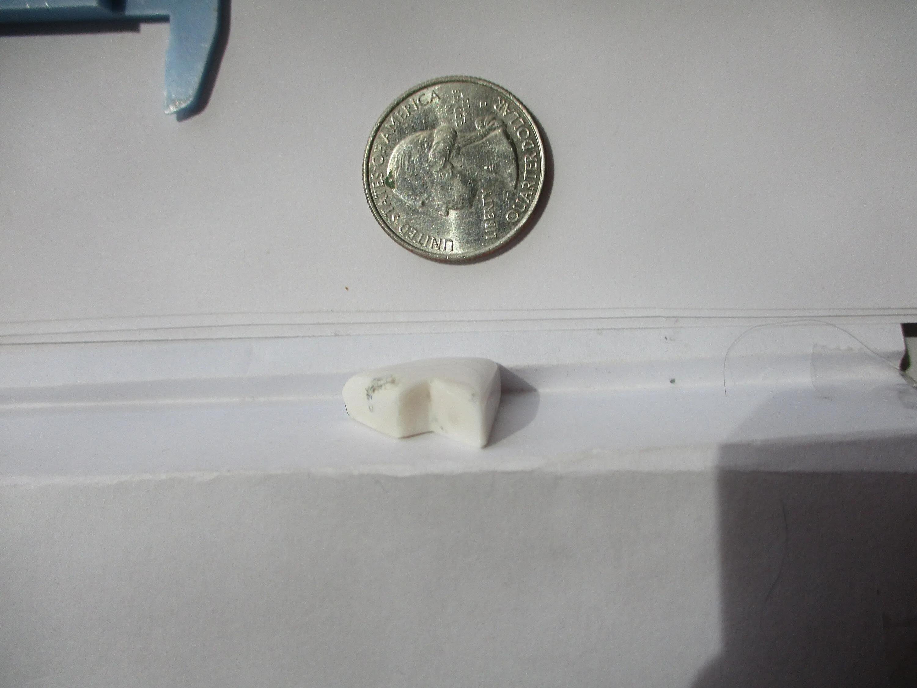 17.7 ct (23x19x6.5 mm) 100% Natural White Buffalo Lightning Bolt Cabochon Gemstone, HR 78