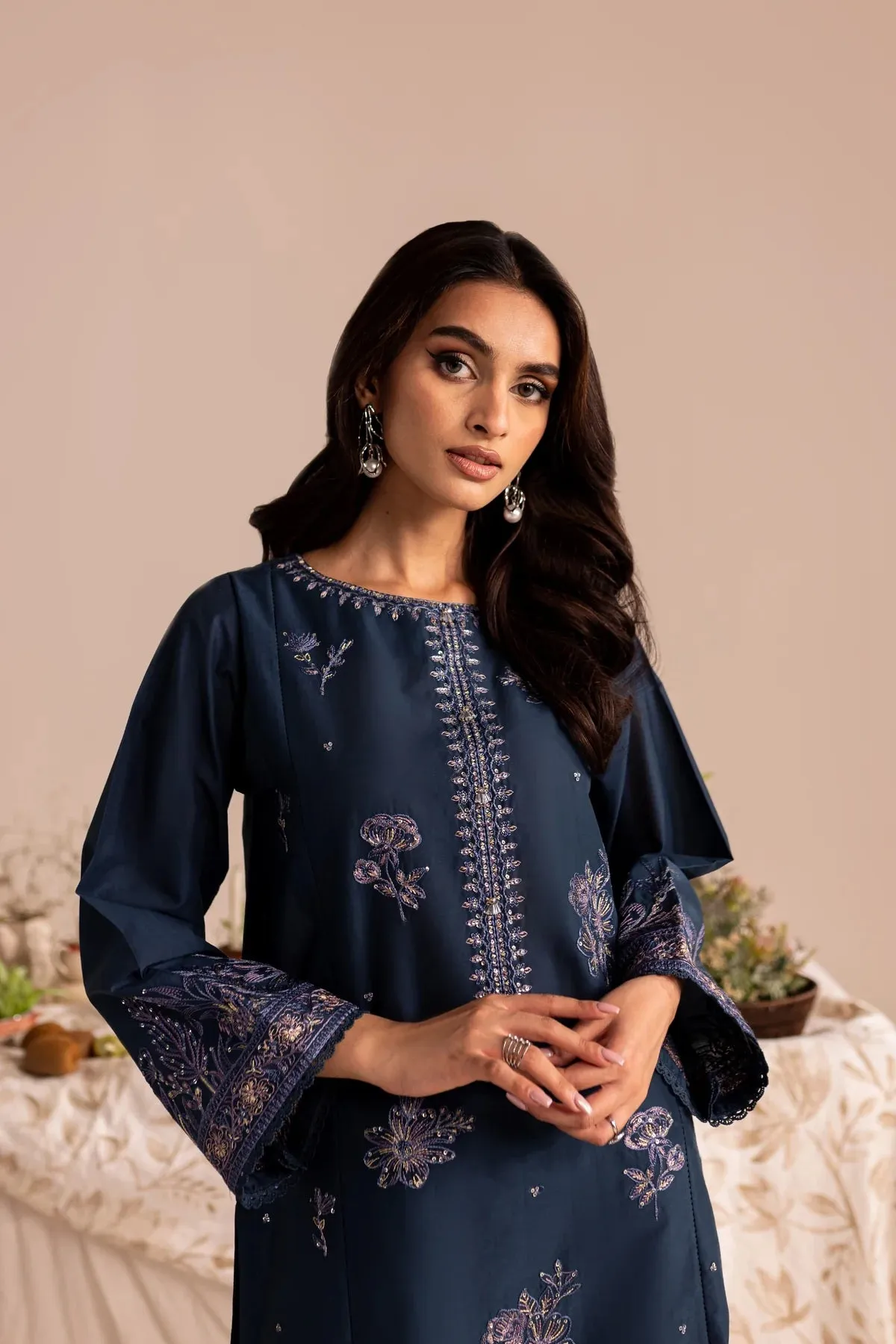 Batik 2 Pc Dhanak Embroidered Shirt With Dhanak Embroidered Trouser- Katara
