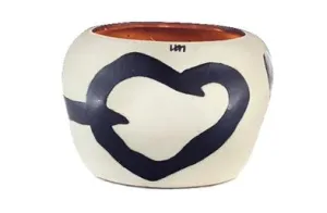 Cape Artistic Ivory M Candle Escape