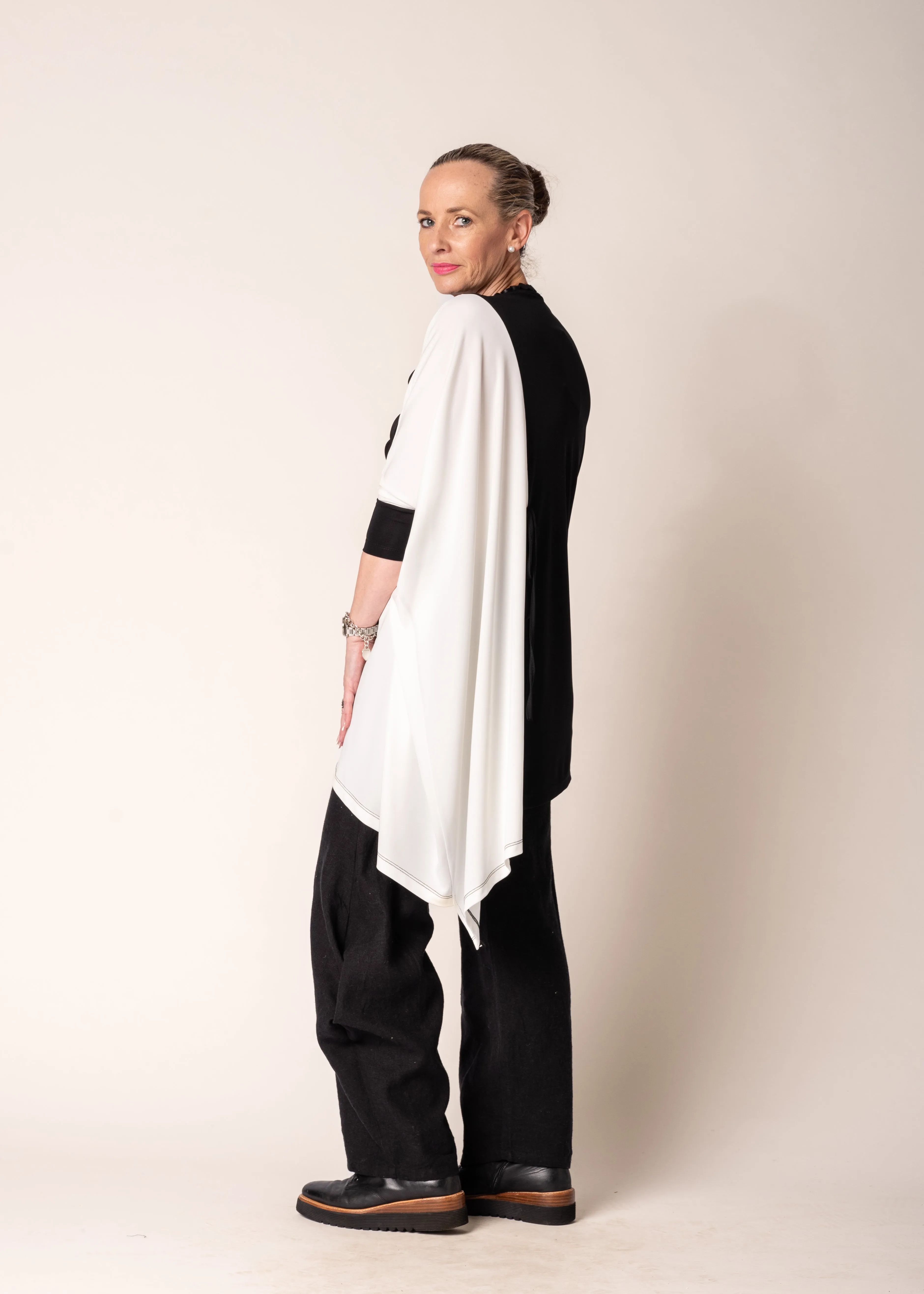 Cindy Top in Onyx