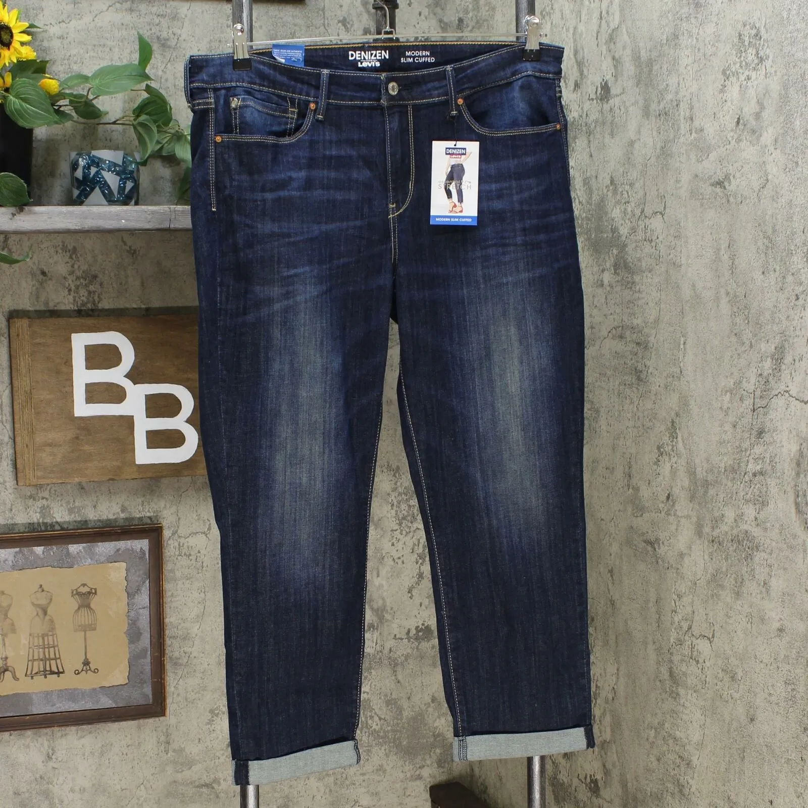 DENIZEN From Levi's Women's Mid Rise Modern Slim Cuffed Jeans