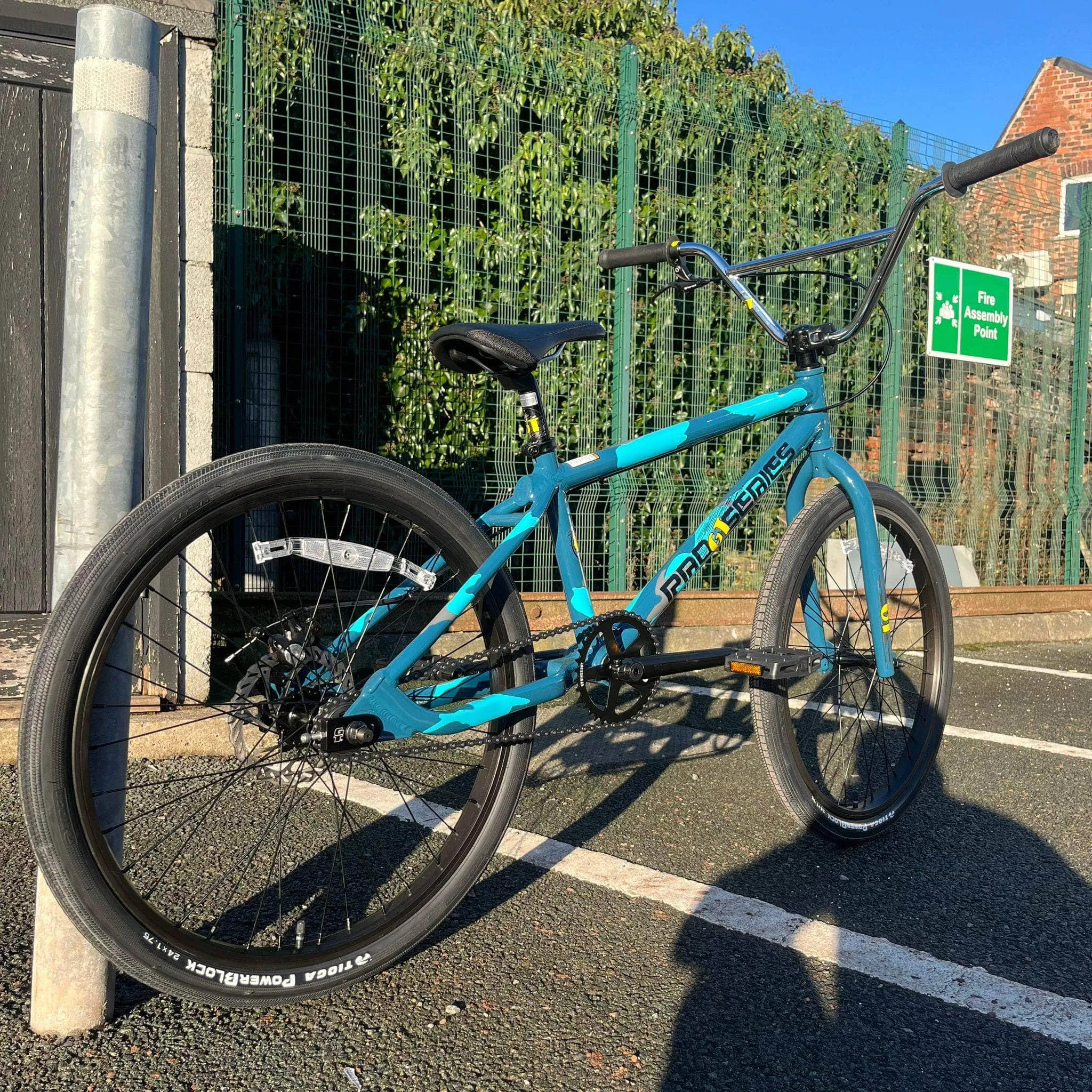 GT Pro Series Heritage 24 Inch Bike Dusty Blue Race Edition
