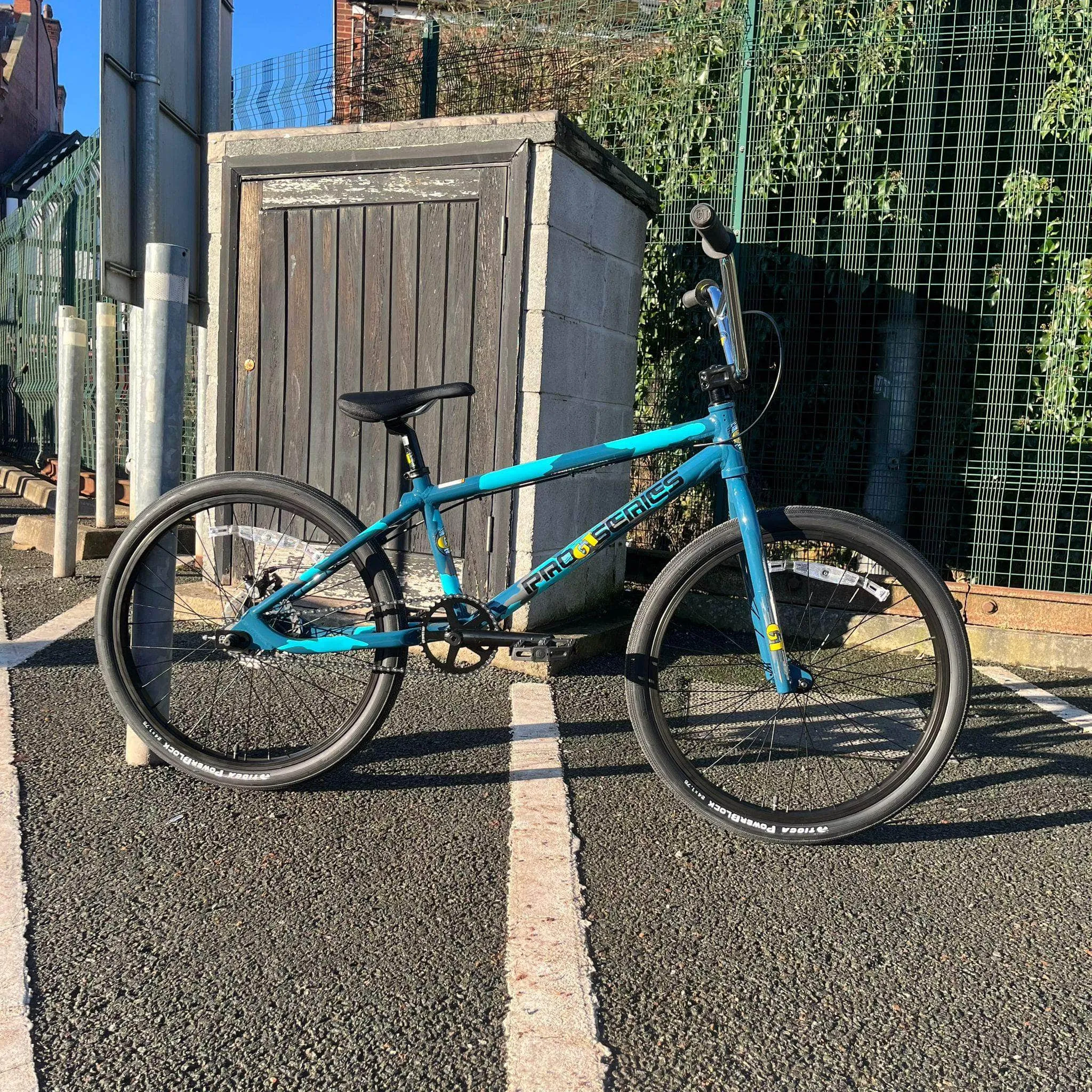GT Pro Series Heritage 24 Inch Bike Dusty Blue Race Edition