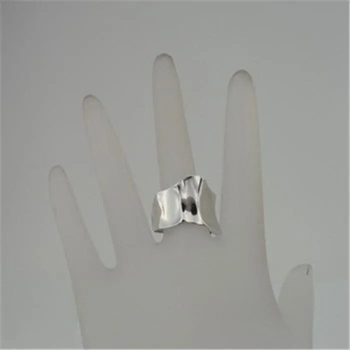 Hadar Designers Handmade Artistic 925 Sterling Silver Ring size 8,8.5,9 (H)8y