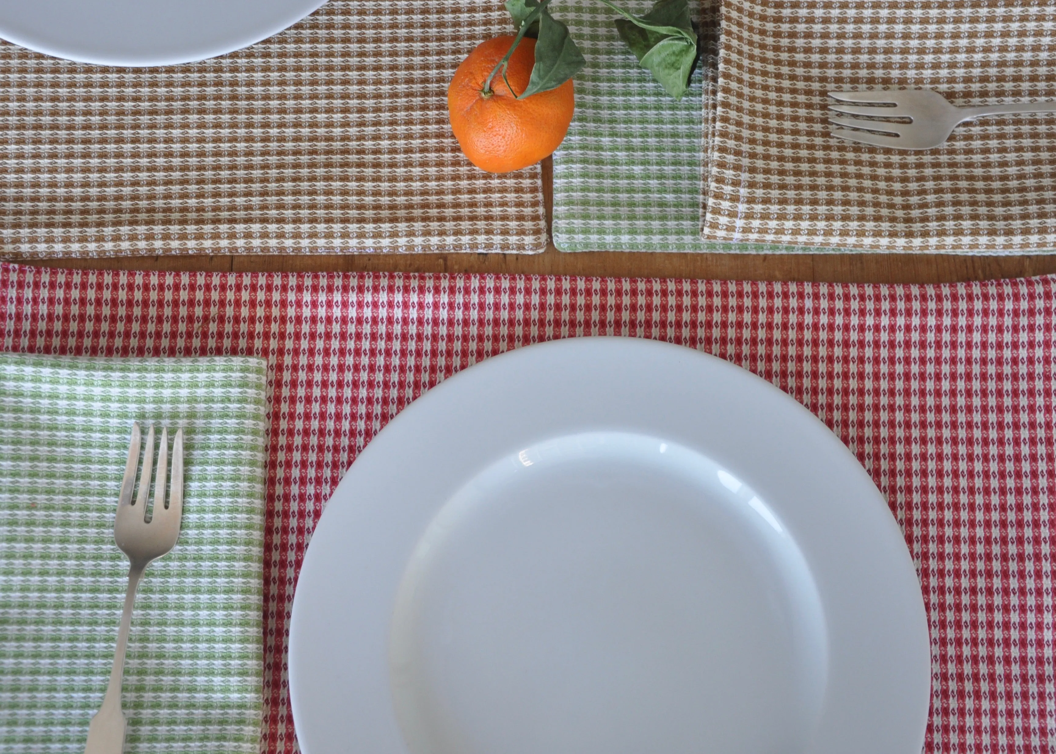 Hancock Placemat Raspberry