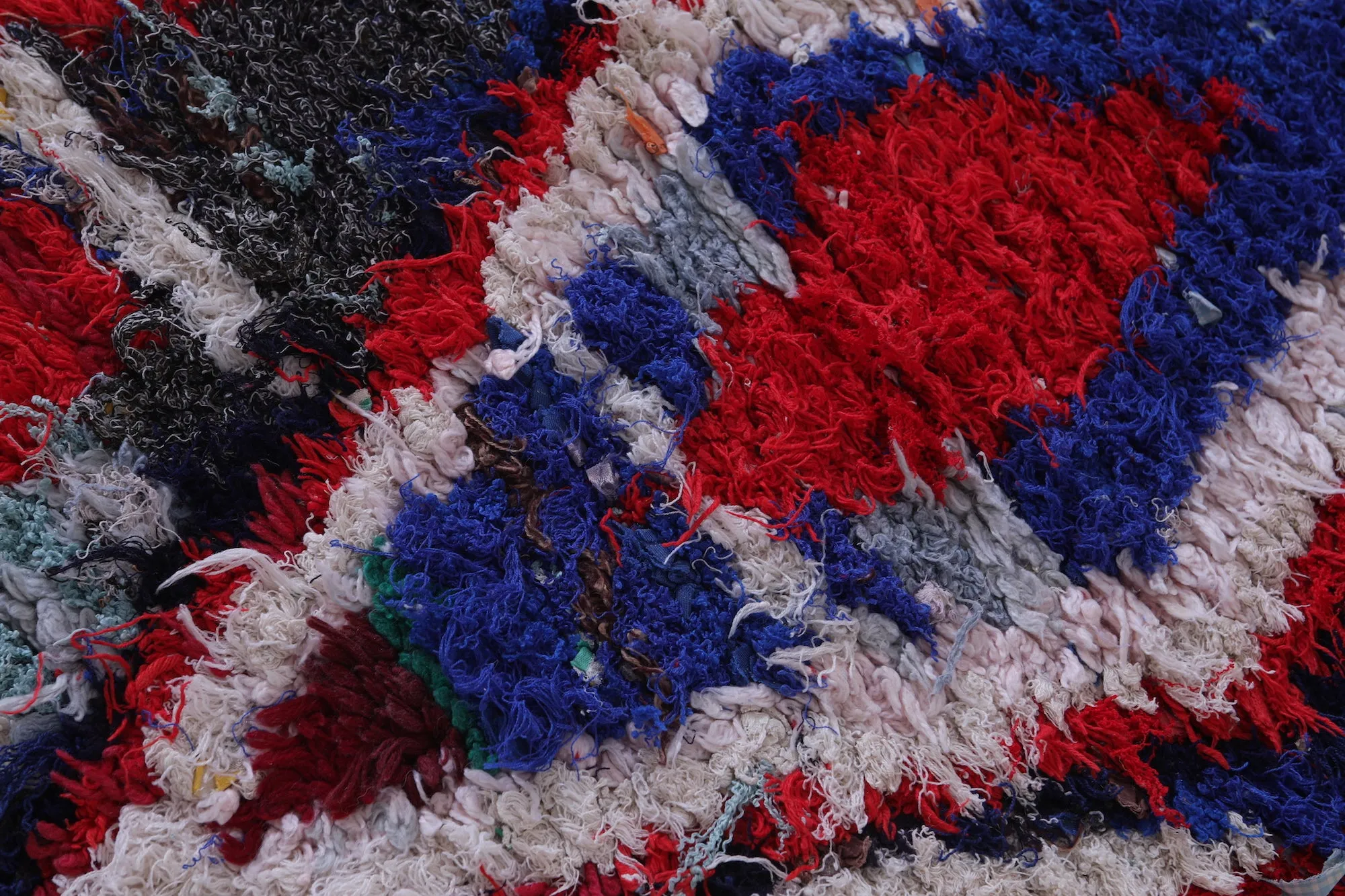 Handmade Moroccan Runner Rug – Bold Abstract Pattern 2.4 x 5.7 FT