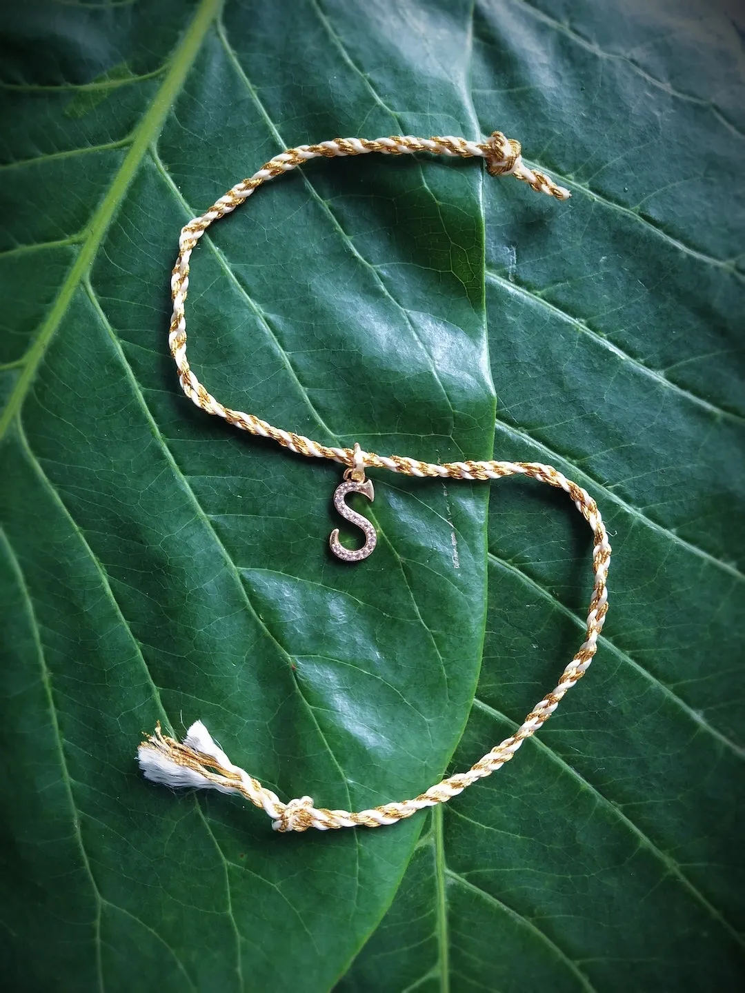 Letter Name Rakhi Designs Personalized Alphabet Gold Plated Customized AD Pendant with Gold String