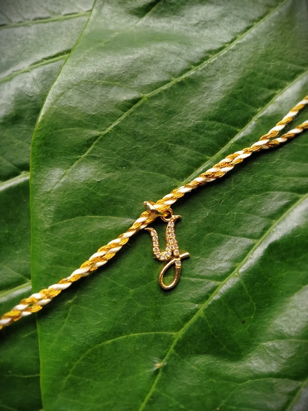 Letter Name Rakhi Designs Personalized Alphabet Gold Plated Customized AD Pendant with Gold String