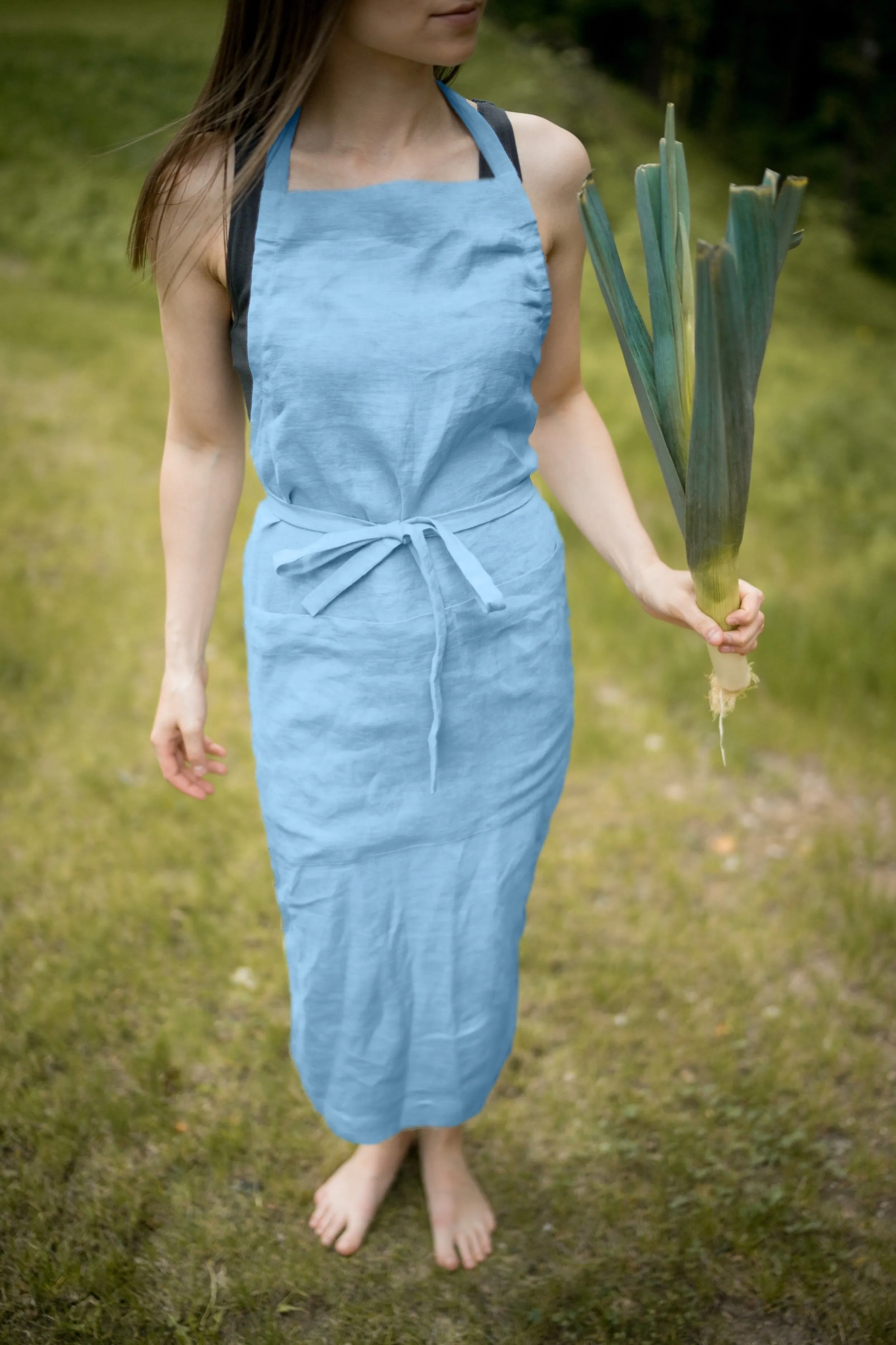 Linen bib apron