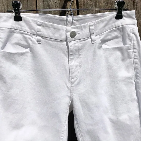 Loft white modern skinny ankle Jean size 28/6