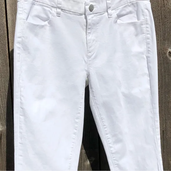 Loft white modern skinny ankle Jean size 28/6