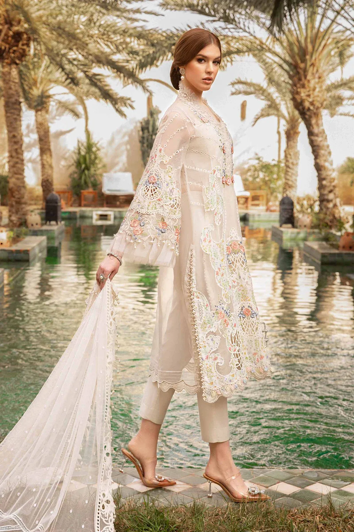 Maria.B Luxury Lawn Embroidered 3 Pc Unstitched D-2405-A Eid Collection