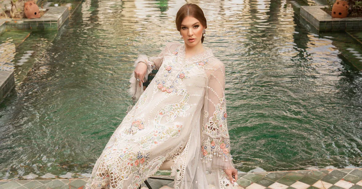 Maria.B Luxury Lawn Embroidered 3 Pc Unstitched D-2405-A Eid Collection