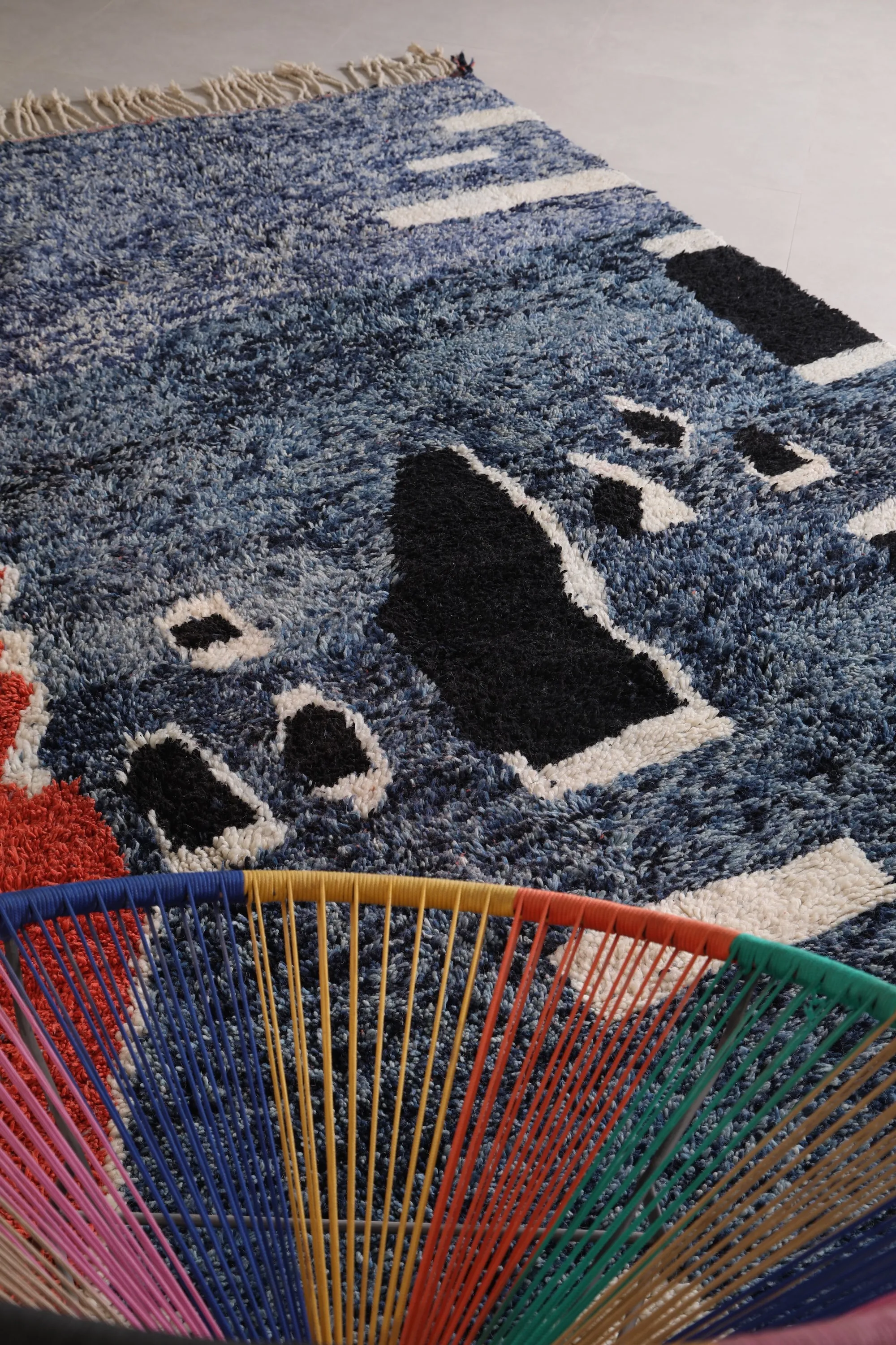 Moroccan Blue Rug – 7.9 x 10.4 ft Hand-Knotted Wool Rug