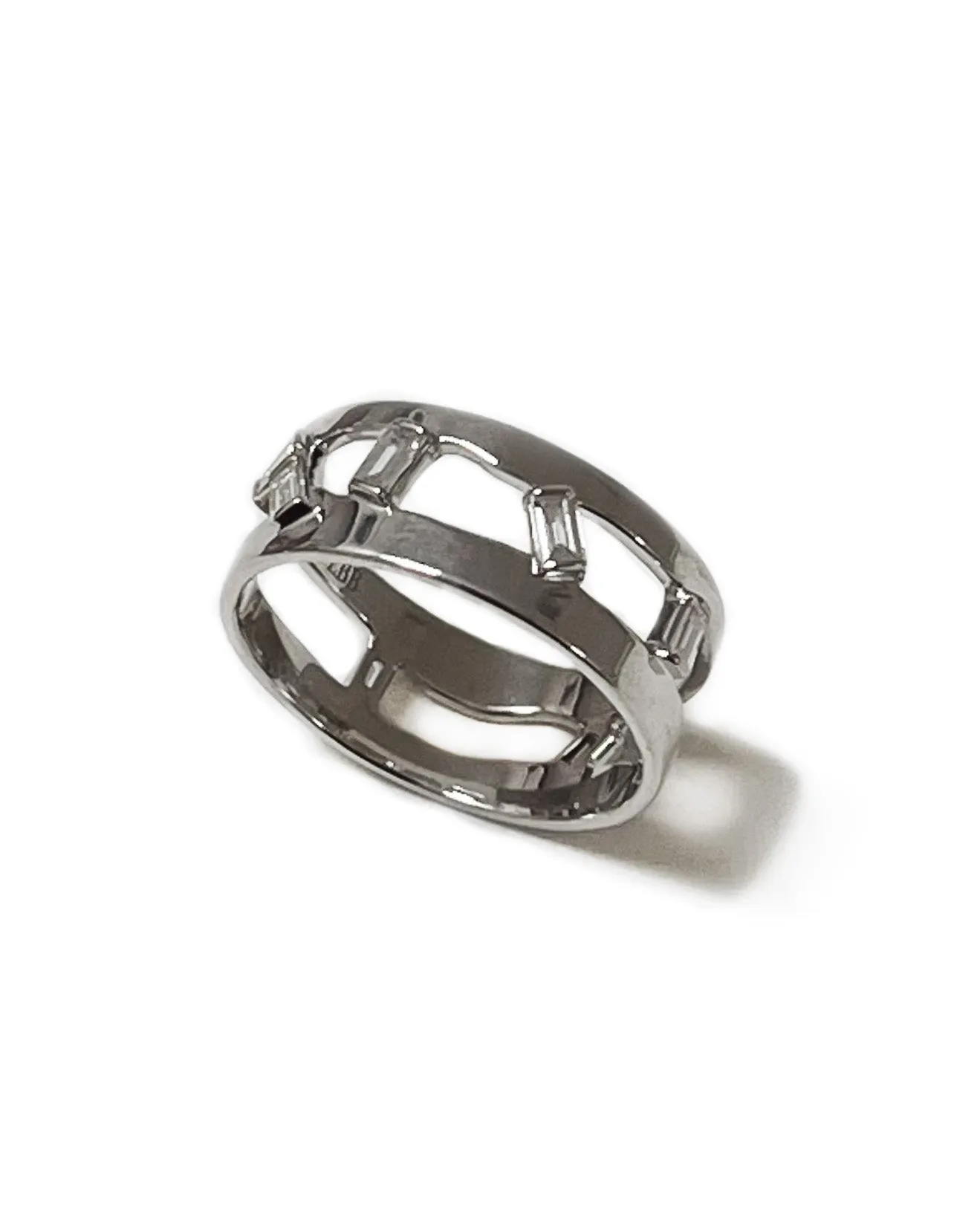 Narrow Bound Ring