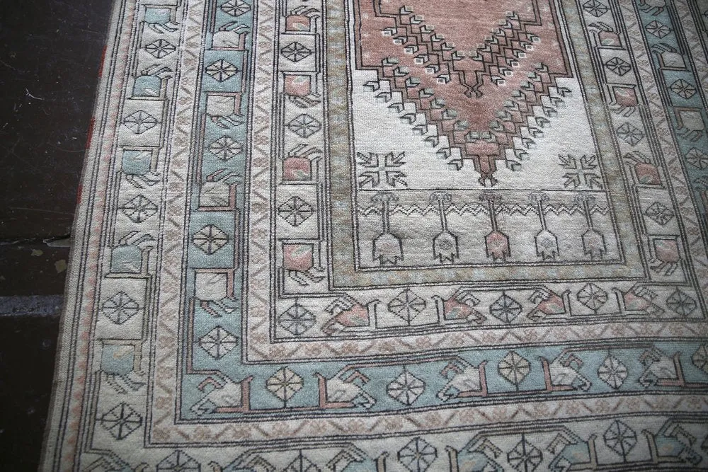 Old Milas Rug 5.3ftx7.9ft