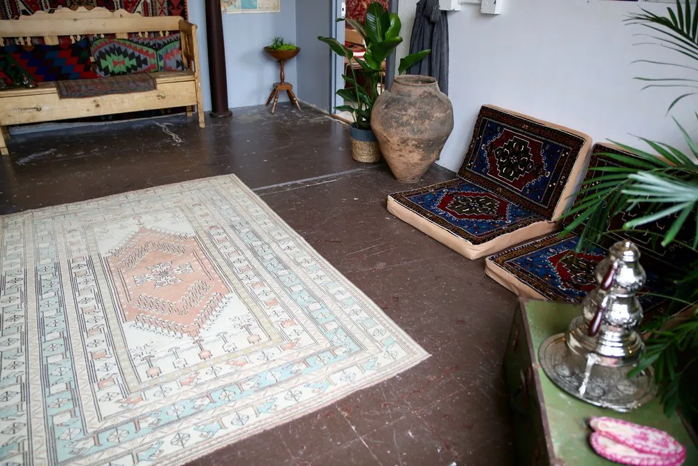 Old Milas Rug 5.3ftx7.9ft
