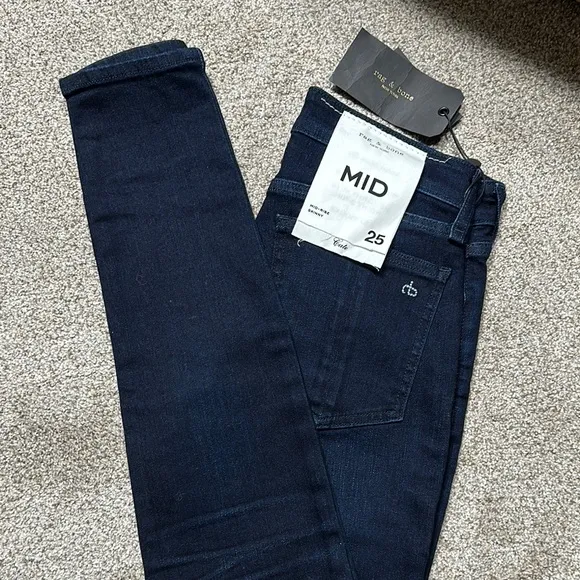 Rag &amp; Bone women’s Cate Mid-Rise Esme Skinny Jean