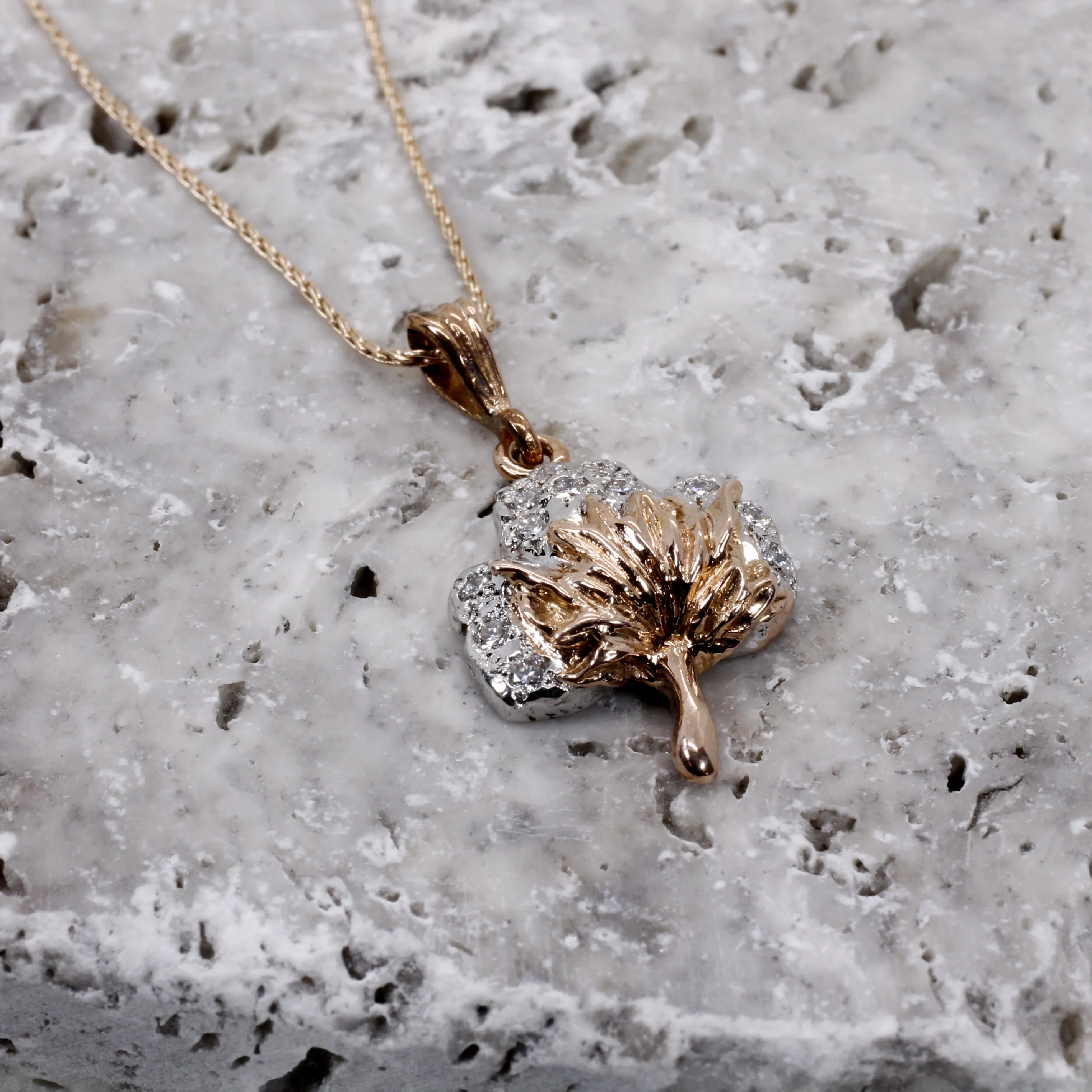 Rose Gold Diamond Cotton Boll Necklace with Detailed Cotton Boll