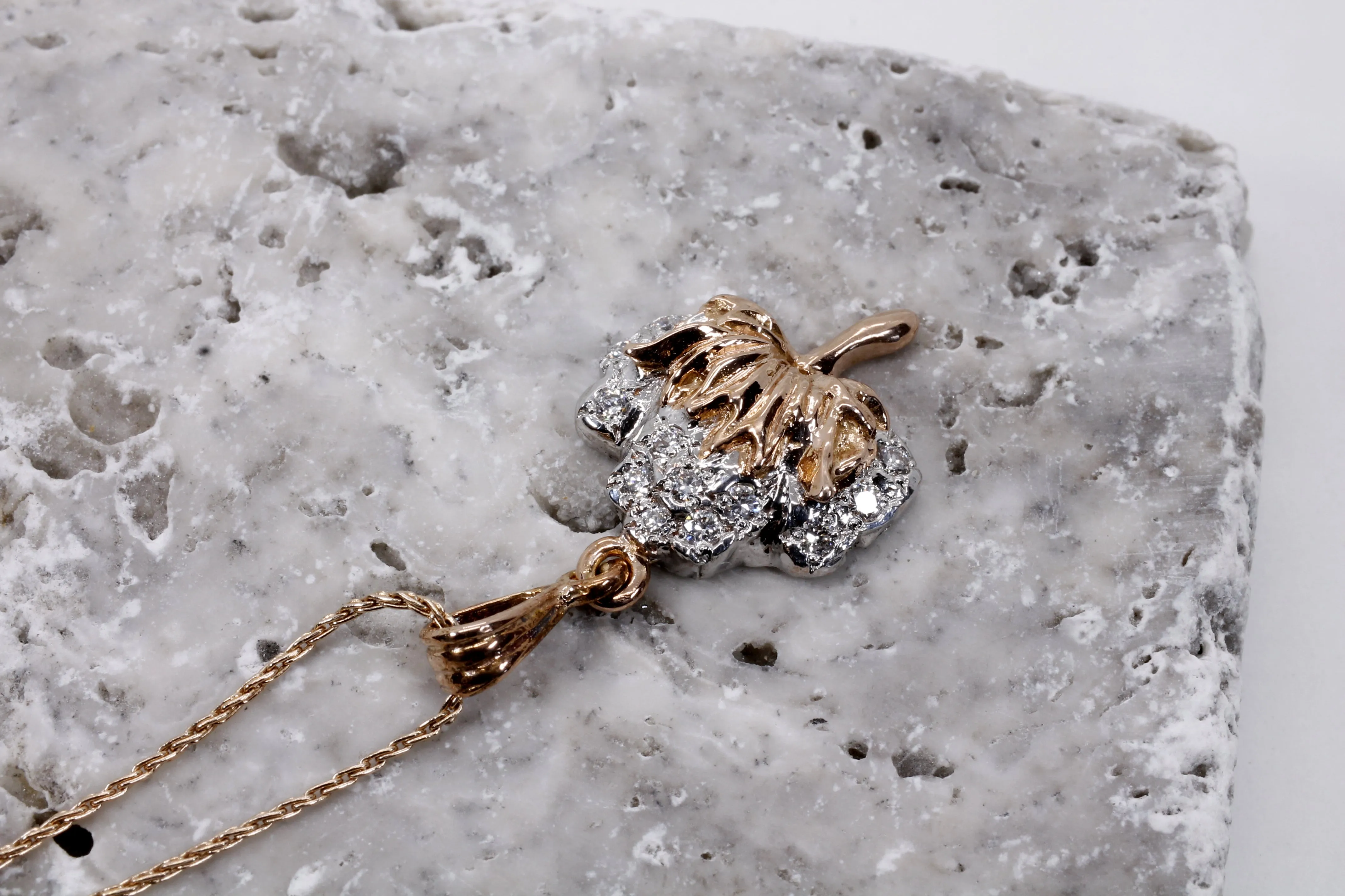 Rose Gold Diamond Cotton Boll Necklace with Detailed Cotton Boll
