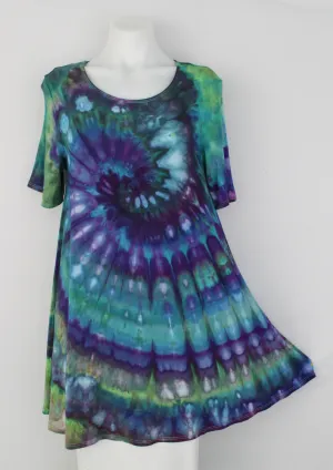 Short sleeve Tunic - size Medium - Handful of Gems twist