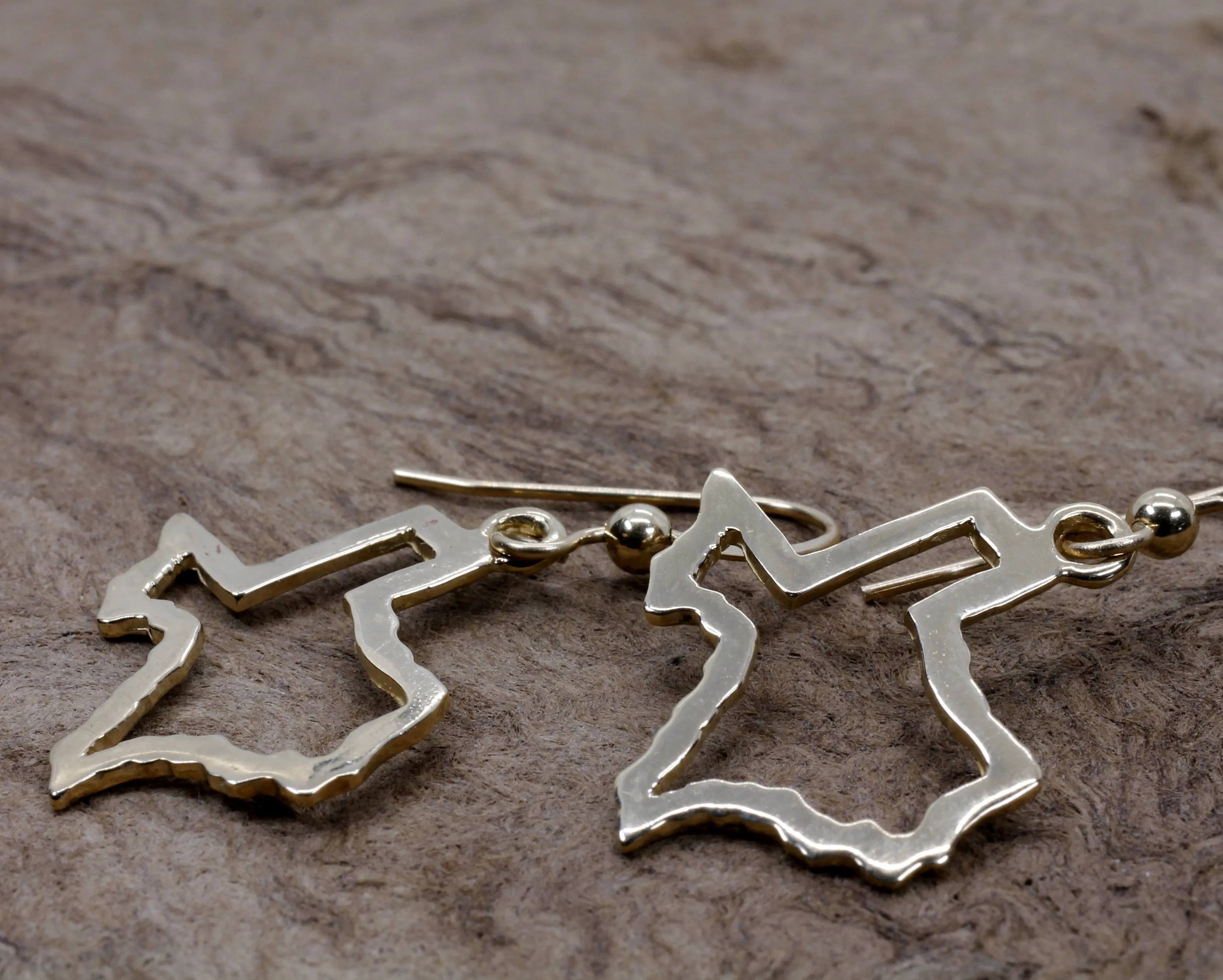 Texas Earrings with Lone Star State of Texas Silhoutte Outline in real 14kt Gold