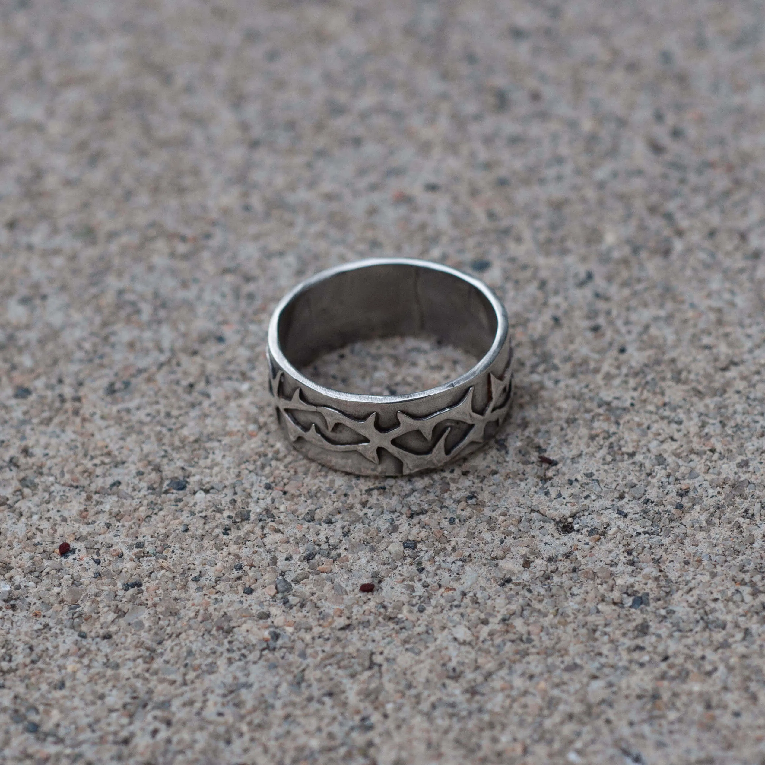 The Blackthorn Family Ring Slim