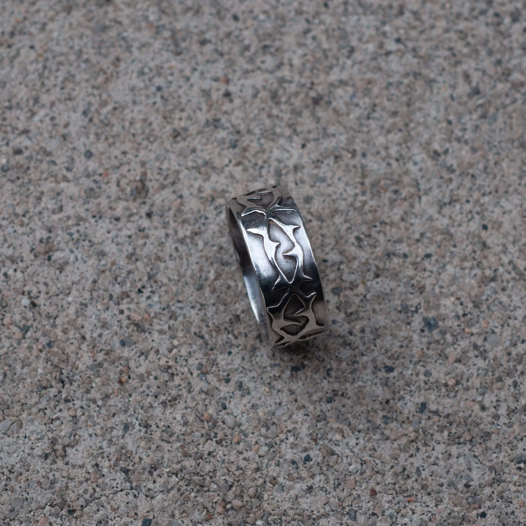 The Blackthorn Family Ring Slim