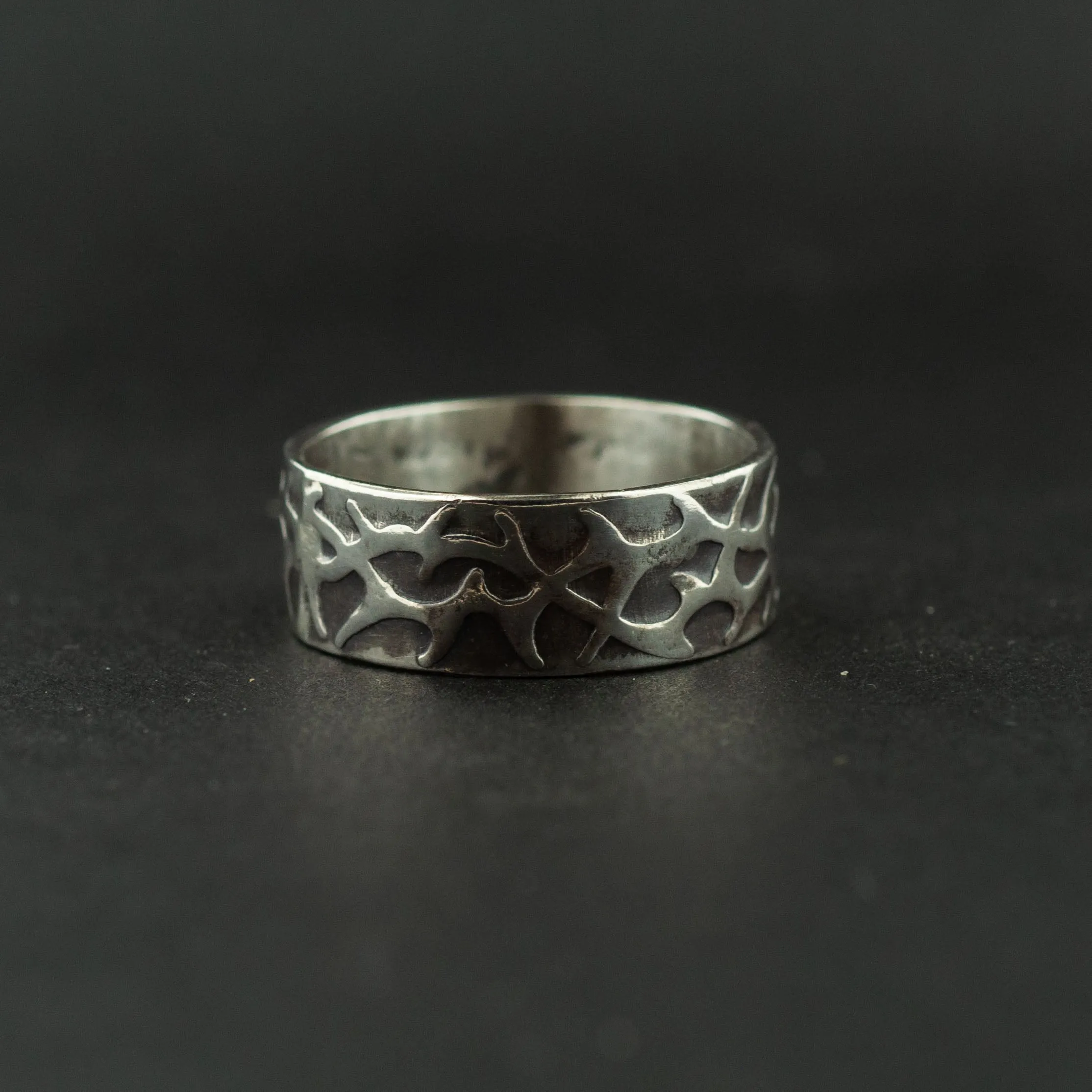 The Blackthorn Family Ring Slim