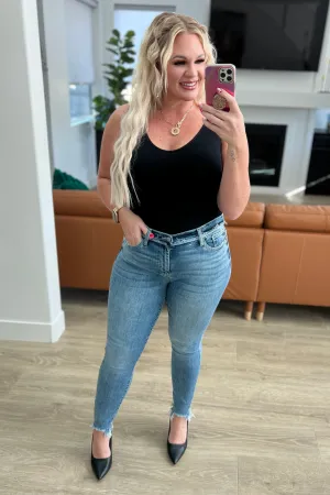 The Lyric- Mid Rise Judy Blue Skinny Jean