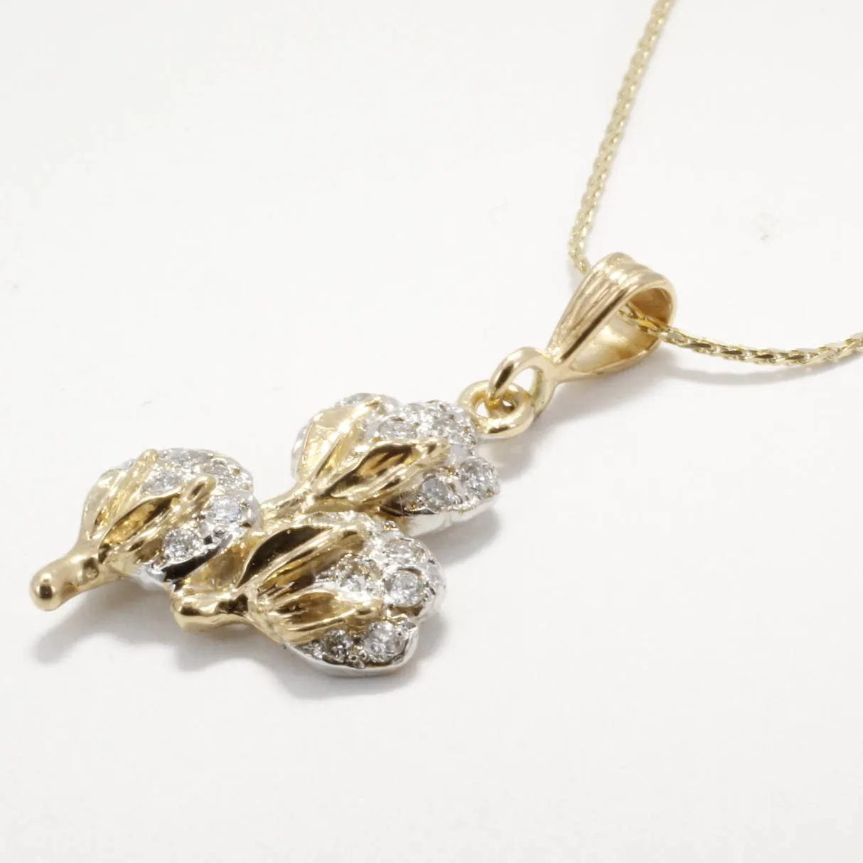 Three Boll Diamond Cotton Boll Necklace C330