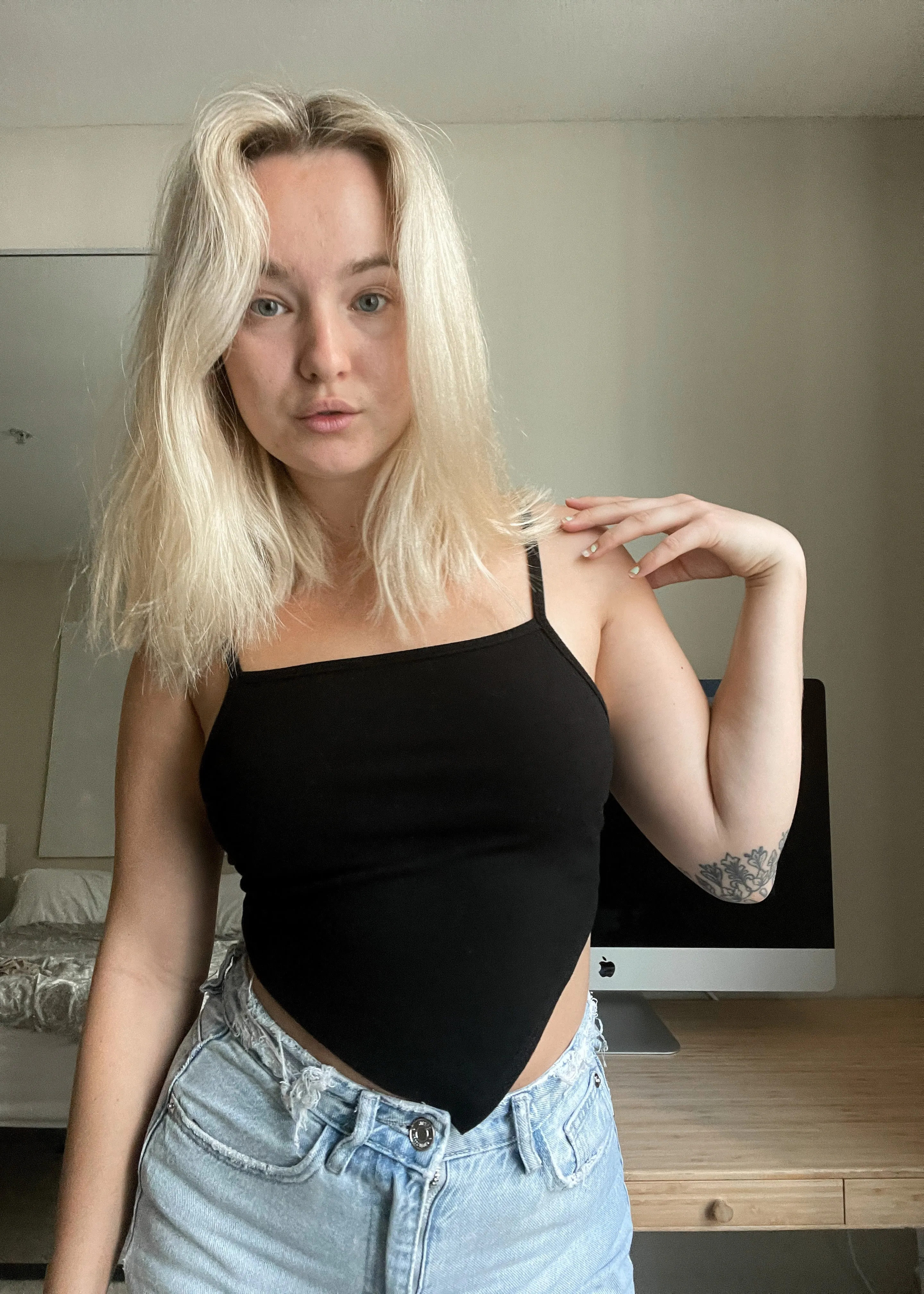 Valentina Cami Crop Top - Black