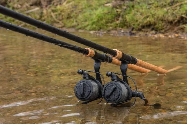 Wychwood Riot Cork Carp Rod